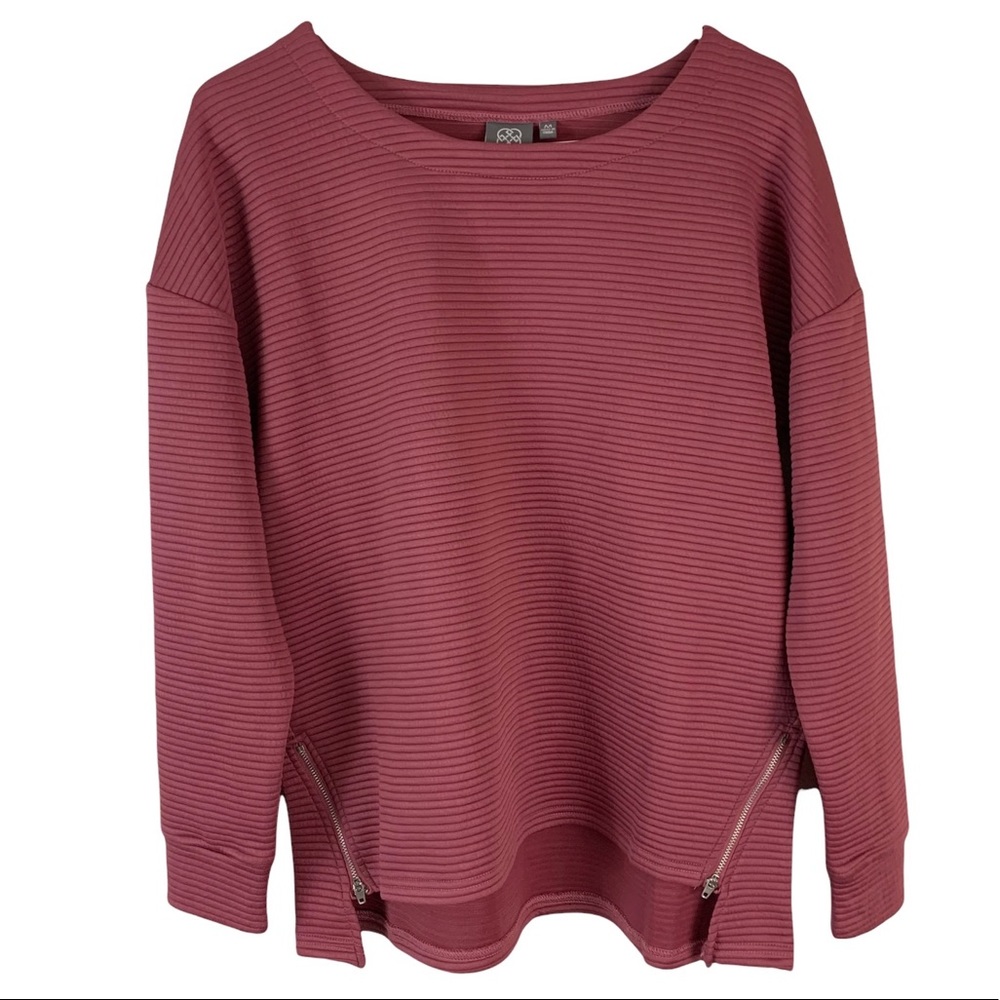 Daisy Fuentes fit long sleeve women’s top zipper side detail Size Medium